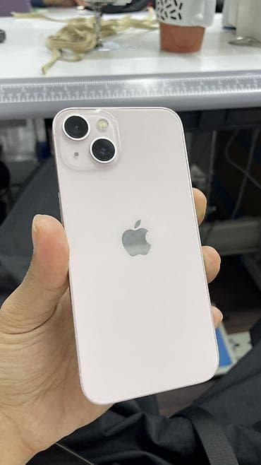 iphone запчасть: IPhone 13, Б/у, 128 ГБ, Розовый, 84 % — 2