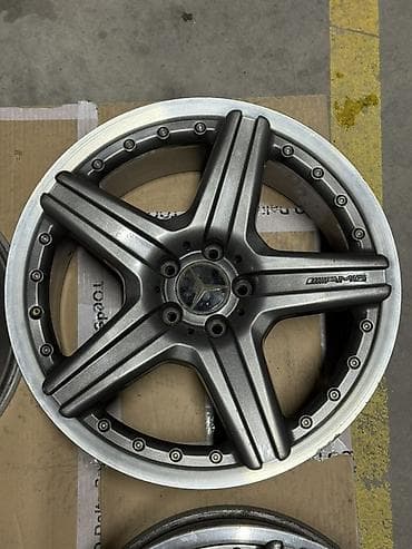 e60 m5: Диски R 19 AMG, Комплект, отверстий - 5 — 6