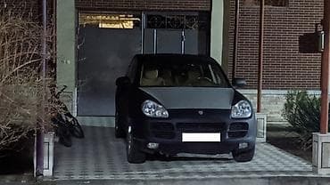 Porsche: Porsche Cayenne: 2007 г., 3.2 л, Автомат, Бензин, Кроссовер — 1