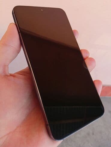 жк монитор 32: Samsung Galaxy S22, цвет - Черный — 3