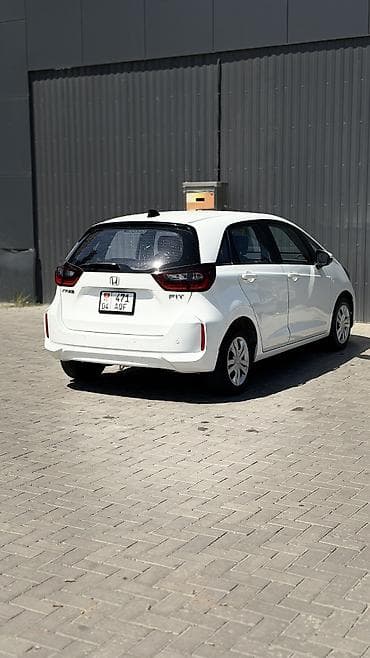 споллер на фит: Honda Fit: 2021 г., 1.5 л, Вариатор, Бензин, Хэтчбэк — 6