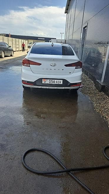 eclipse cross: Hyundai Avante: 2018 г., 1.6 л, Автомат, Бензин, Седан — 5