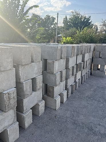 кладчик пескоблок: Полистиролбетонный блок, 600x300x200, D600 — 3