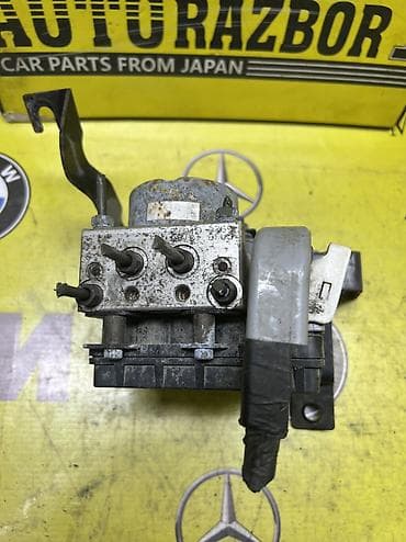 коробка маз: Блок ABS Mazda Б/у, Оригинал, Япония — 2