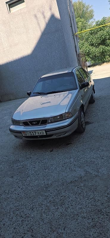 Daewoo Nexia: 2007 г., 1.5 л, Механика, Бензин, Седан
