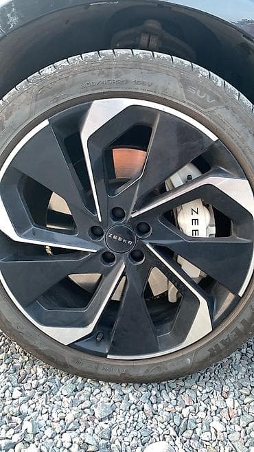 зикир 001: Zeekr 001: | 2023 г. Универсал — 9