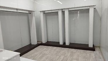 меттлер: Торговое оборудование для магазина одежды - Настенные секции-витрины — 2