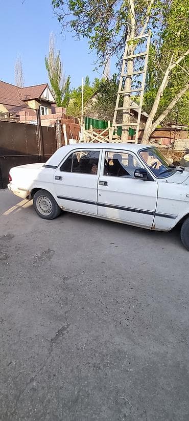 ГАЗ: ГАЗ 3110 Volga: 1999 г., 2.4 л, Механика, Седан — 4