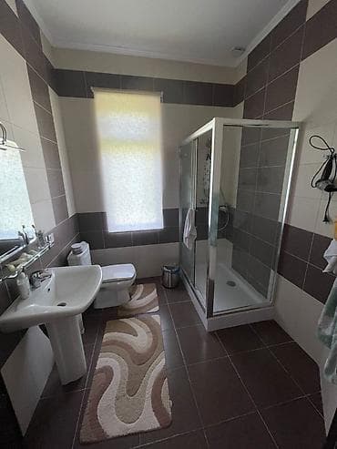 Иссык-Куль 2026: Коттедж, Коттедж «Карвен» ЦО Карвен 4 сезона, Сары-Ой, SPA, Детская площадка, Сауна — 10