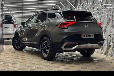 space runner: Kia Sportage: 2023 г., 2 л, Автомат, Газ, Кроссовер — 8