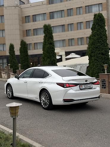 levinson: Lexus ES: 2021 г., 2.5 л, Вариатор, Бензин, Седан — 3