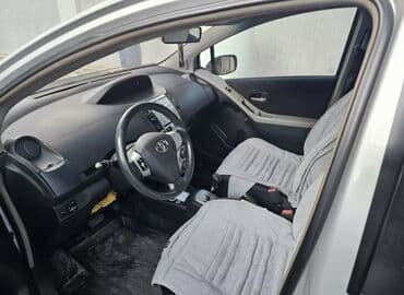 афто дом: Toyota Yaris: 2008 г., 1.3 л, Автомат, Бензин, Хэтчбэк — 3