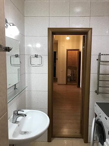 Кыймылсыз мүлк: 2 бөлмө, Риелтор, Чогуу жашоосу жок, Толугу менен эмереги бар — 8