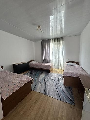 real sight: Сдается отдельный номер с удобствами. Планировка и спальные места: - — 4