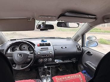 jazz 2009: Honda Fit: 2004 г., 1.3 л, Автомат, Бензин, Хэтчбэк — 5
