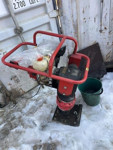 шкаф металлические: Виброоборудование для уплотнения грунта и оснований: - Бензиновый — 1