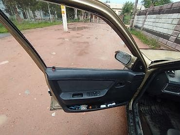 Унаа: Daewoo Nexia: 2012 г., 1.5 л, Кол менен иштөөчү, Бензин, Седан — 6