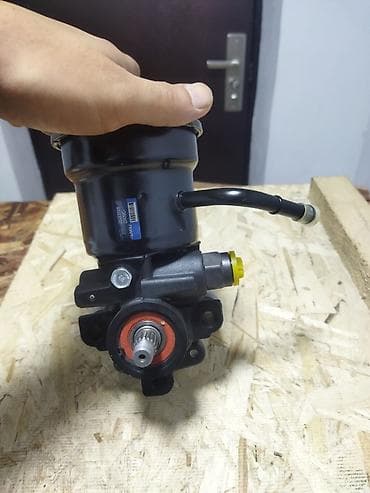 surf: Гидроусилитель Toyota 2000 г., Новый, Аналог — 1