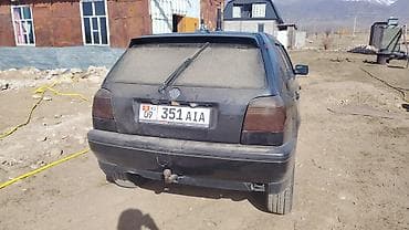 бампер форд фокус 1: Volkswagen Golf: 1993 г., 1.8 л, Механика, Бензин, Хэтчбэк — 4