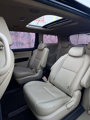 byd song plus ev: Kia Carnival: 2018 г., 2.2 л, Автомат, Дизель, Минивэн — 8