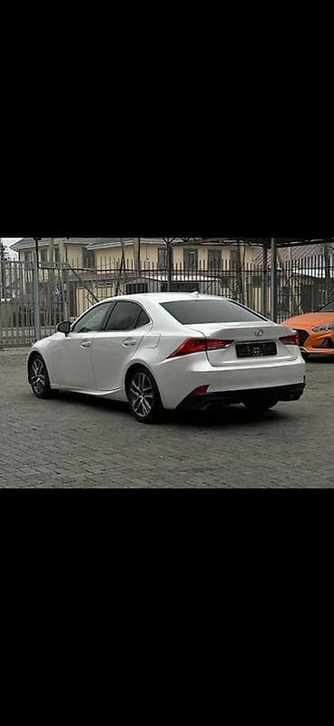 автомобиль лексус: Lexus IS: 2019 г., 2 л, Автомат, Бензин, Седан — 5