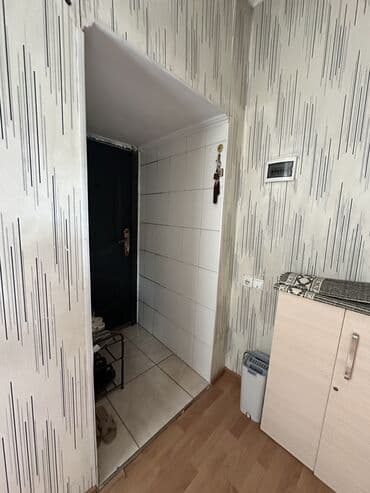 квартира рынок аламедин: 2 бөлмө, 60 кв. м, Жеке план, 2 кабат — 5