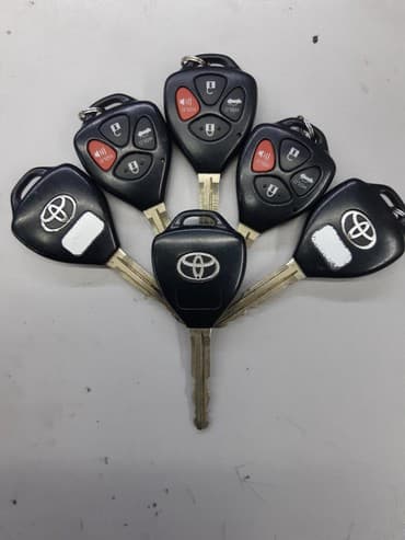 изготовление чип ключа для автомобиля: Ключи на тойота камри toyota camry все видов чип ключи на камри 35 70 — 1