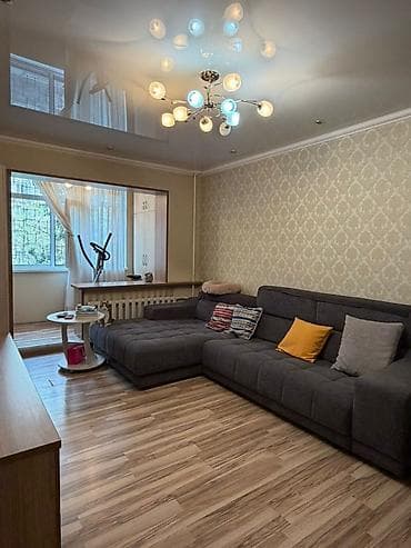 комната восток 5: 3 комнаты, 68 м², 106 серия улучшенная, 1 этаж, Косметический ремонт — 7