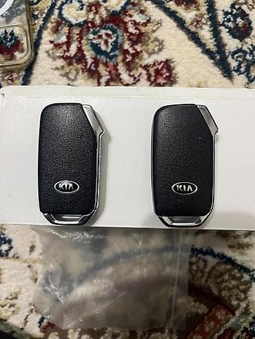 комплект ключ: Ключ Kia Оригинал — 1