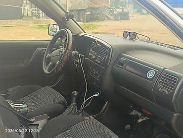 Volkswagen: Volkswagen Vento: 1993 г., 1.8 л, Механика, Бензин, Седан — 5