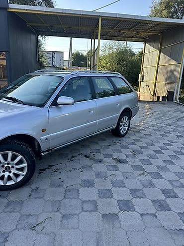 Транспорт: Audi A6: 1995 г., 2.6 л, Механика, Бензин, Универсал — 2