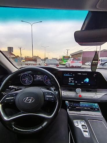 дать объявление: Hyundai Grandeur: 2019 г., 3 л, Автомат, Газ, Седан — 5