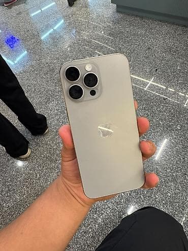 IPhone 15 Pro Max, титановый корпус (светло‑серый/натуральный титан)