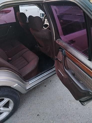 мерседес бенз с: Mercedes-Benz E-Class: 1991 г., 2.3 л, Автомат, Газ, Седан — 10
