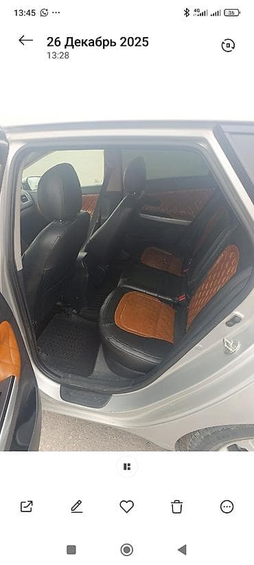 ким рио: Kia Rio: 2014 г., 1.6 л, Автомат, Газ, Универсал — 6