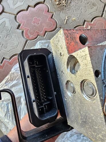 капот х5: Блок ABS BMW 2015 г., Б/у, Оригинал, США — 3