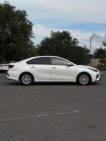 byd e2 2023: Kia K3: 2020 г., 1.6 л, Автомат, Бензин, Седан — 4