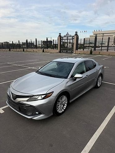 camry 2010: Toyota Camry: 2019 г., 2.5 л, Автомат, Гибрид, Седан — 2