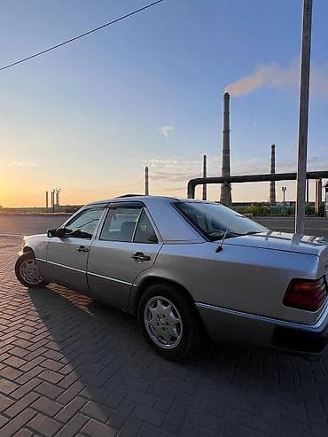выхлоп мерс 124: Mercedes-Benz W124: 1993 г., 2.2 л, Автомат, Бензин, Седан — 8