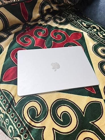 беспроводные наушники acer: Apple MacBook Air 13.6" (2022, M2) - Чип: Apple M4 - Экран: 13.6" — 2