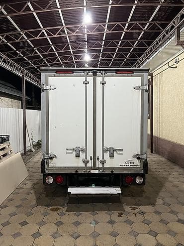 сиз 82 1: Жеңил жүк ташуучу унаа, Kia, Стандарт, 1ге чейин т, Колдонулган — 6