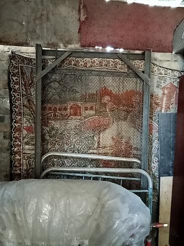 Железная кровать разборная