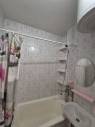 продаю дом в токмаке: 2 комнаты, Риэлтор, Без подселения, С мебелью частично — 5