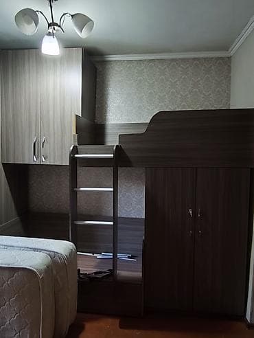 Детский/подростковый мебельный гарнитур с кроватью-чердаком и