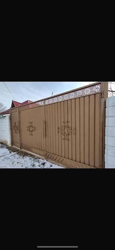 дом с участком: Продаётся дом с ухоженным двором и удобной планировкой. - Участок — 2