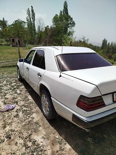 bmv e46: Mercedes-Benz E-Class: 1992 г., Седан — 3