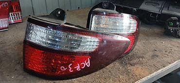 previa: Фонарь задний правый для Toyota Estima (ACR30/MCU30), 2000–2006 - — 1