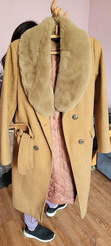 дубленка женские: ЗА ДВА КОМПЛЕКТА 1500 СОМ. Дублёнка женская с капюшоном - Длина — 4