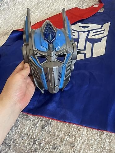 transformer: Б/у Детский костюм Трансформера (Оптимус Прайм) Комплектация: - — 2