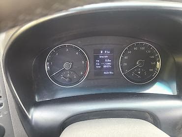 дерево на 210: Кабина Hyundai Б/у — 3